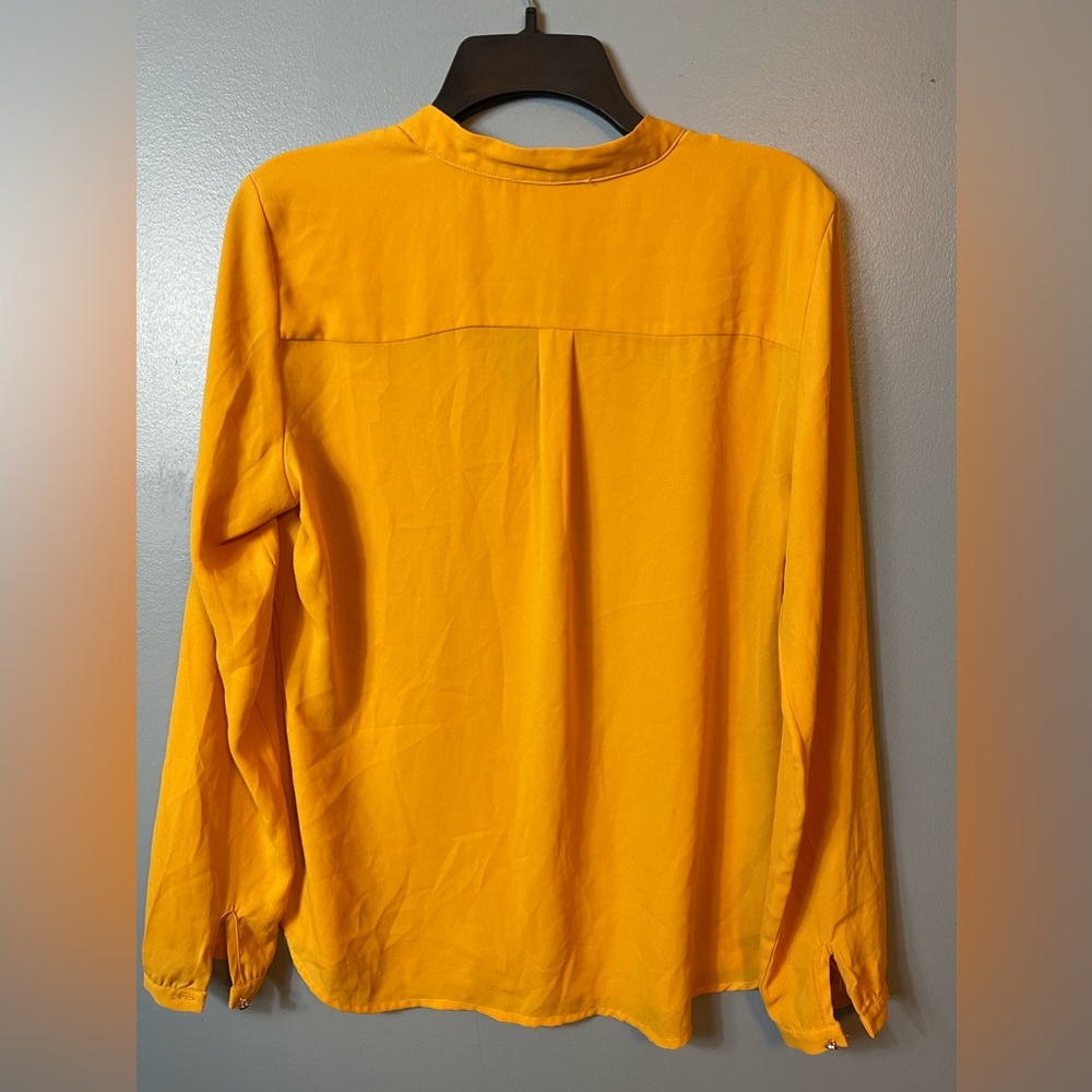 Mustard Top - Picture 3 of 3
